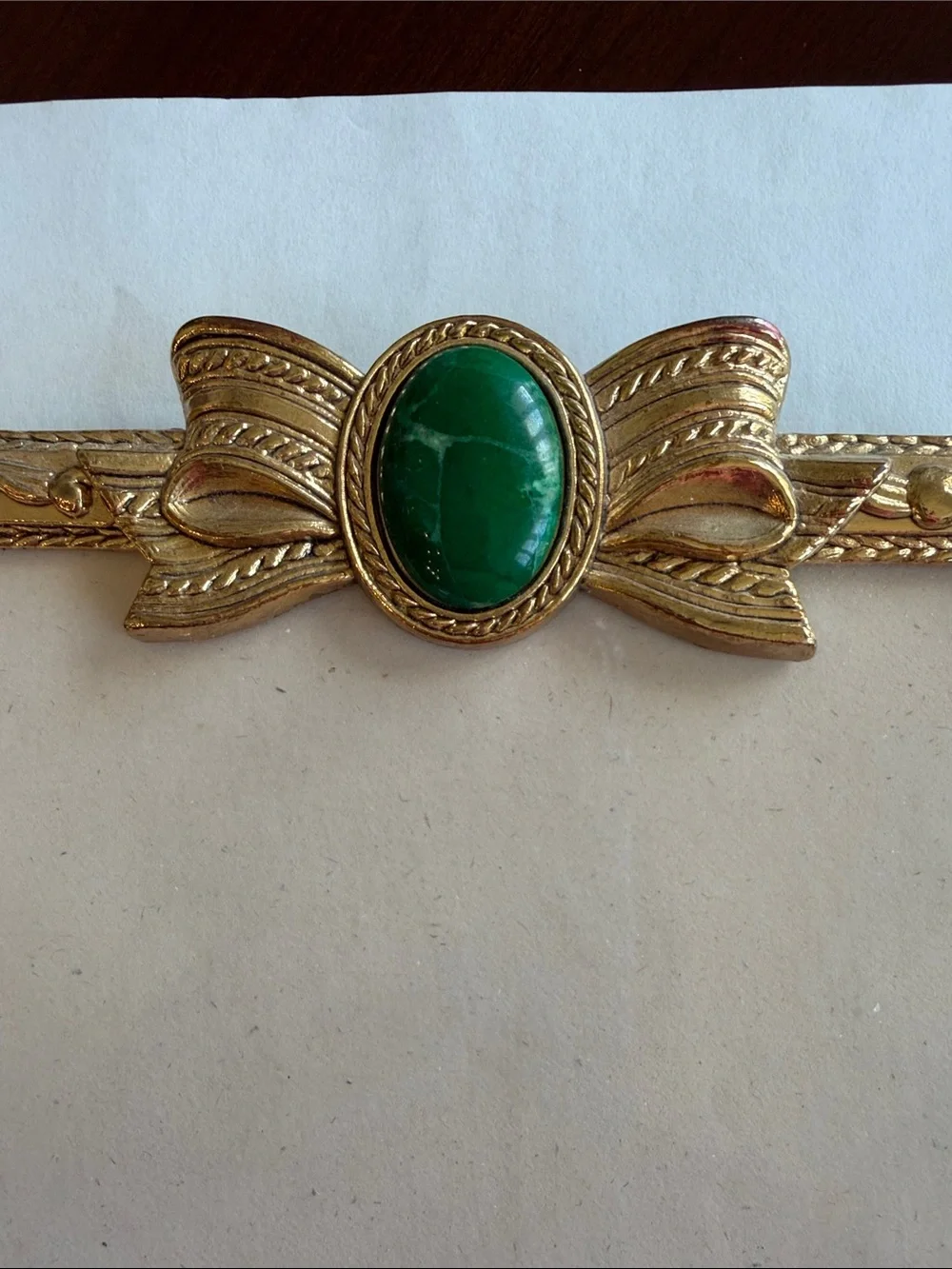 Vintage Gold Bow Picture Frame w/ Green Oval Stone For a 4 1/2” x 6 1/2” Pic